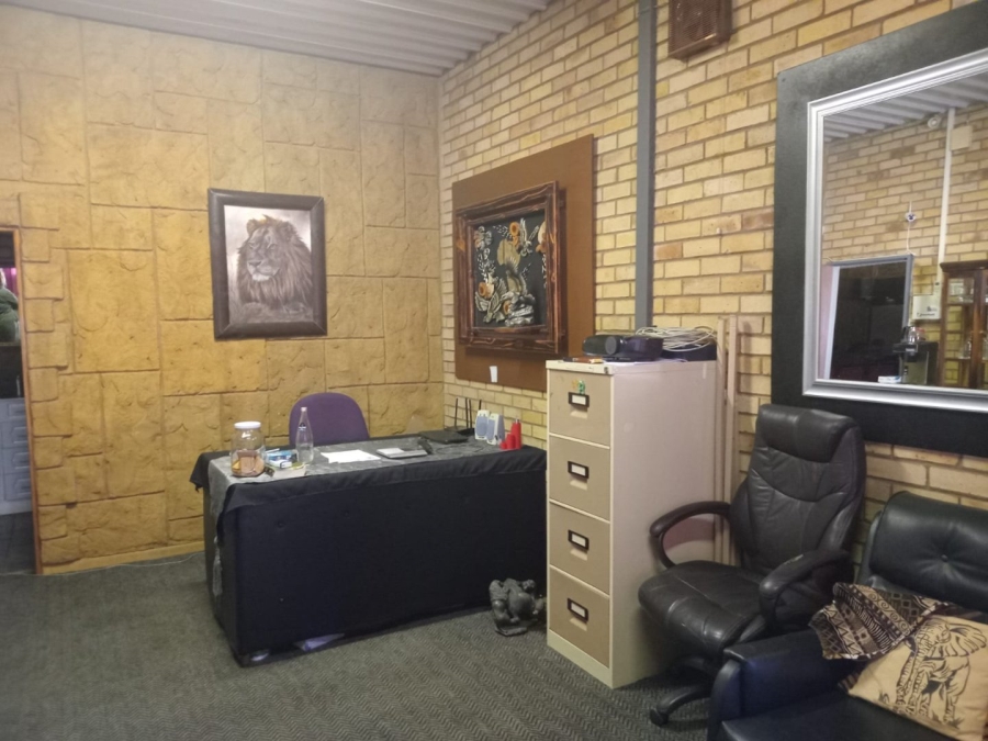  Bedroom Property for Sale in Hoopstad Free State
